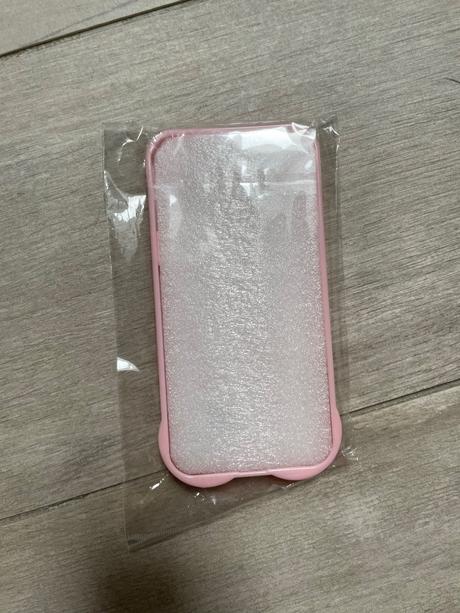 Obal vhodný na iphone 13 so srdiečkom,