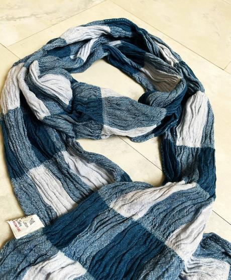 Šatka okolo krku, l