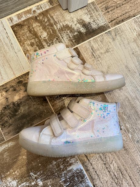 Svietiace tenisky, primark,34