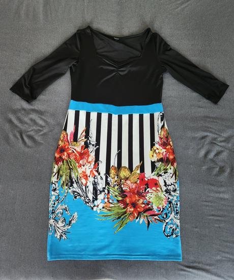 Zaujímavé šaty, m