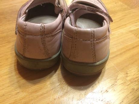 Ruzove topanocky, protetika,28