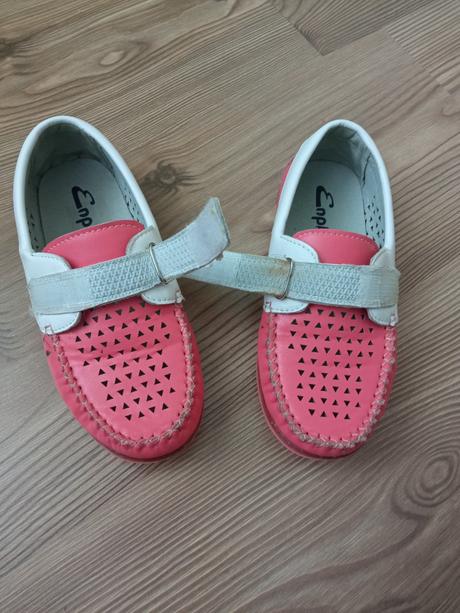 Dievčenské topánky, 31