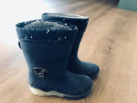 Gumaky svetielkujuce, 26