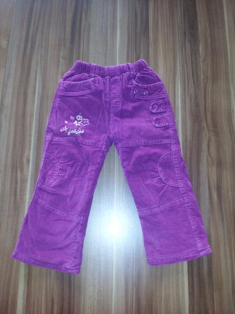 Teplučké nohavice, 104