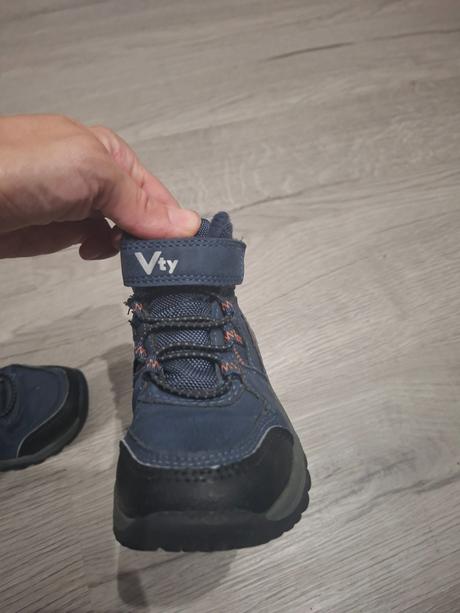 Zateplené modré topánky, 26