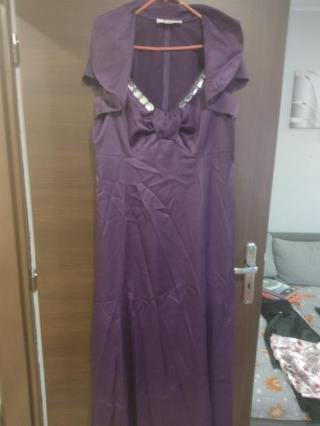 Spoločenské šaty, 48