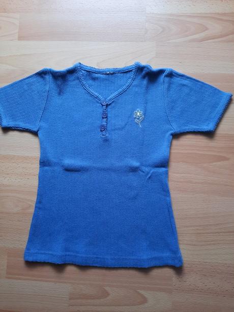 Dievčenské tričká, 110