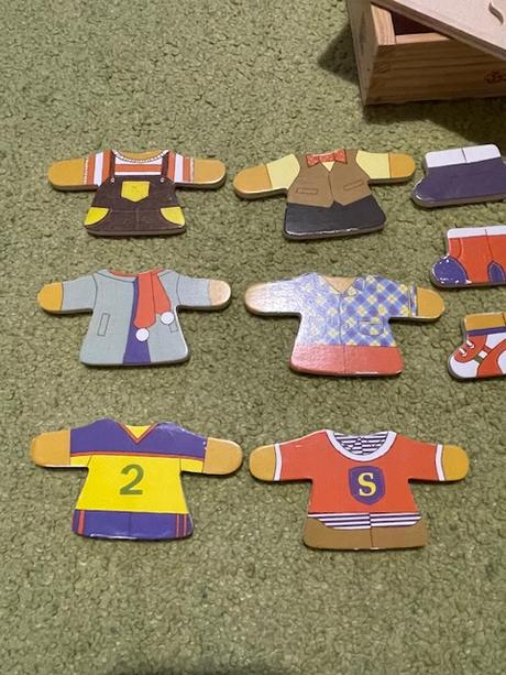 Drevená vkladačka macík, zn. dráčik, v.2r+, 