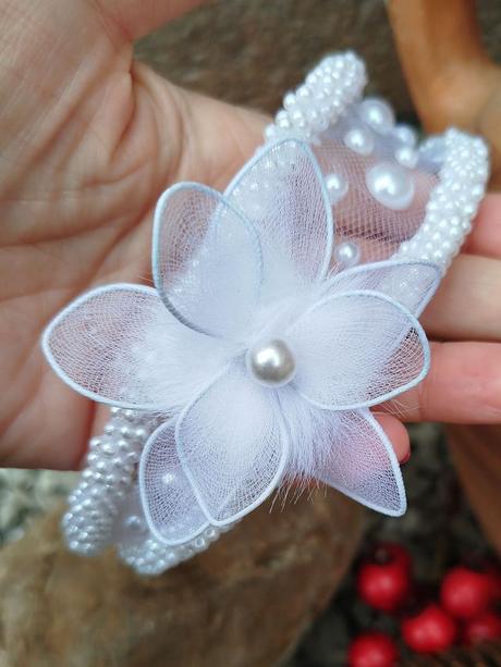 Perličkové čelenky, 