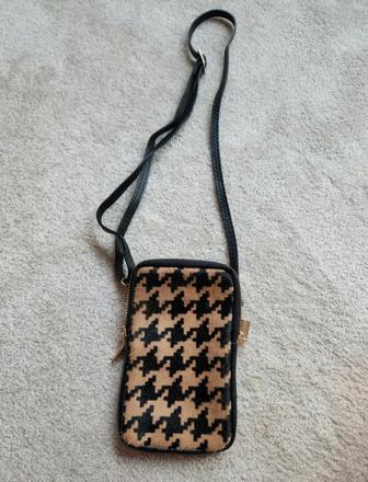 Taštička na mobil, 