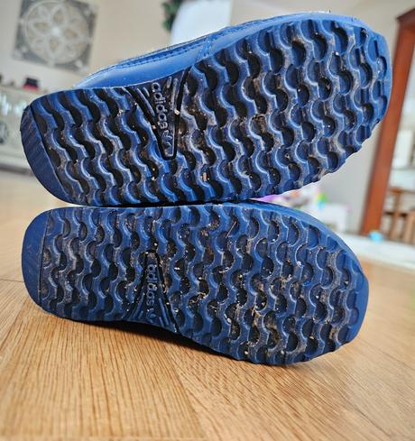 Zateplené adidas topánočky 22 vd 13cm, adidas,22