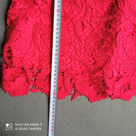 Spoločenské šaty, 42