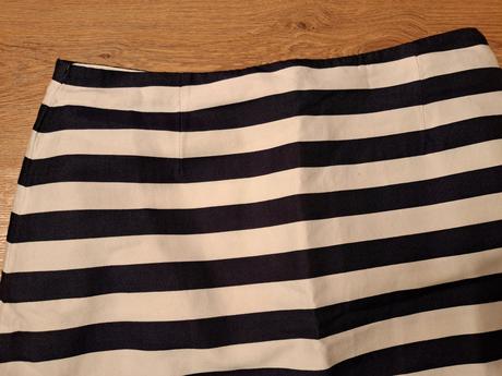 Pásikavá sukňa, lindex,40