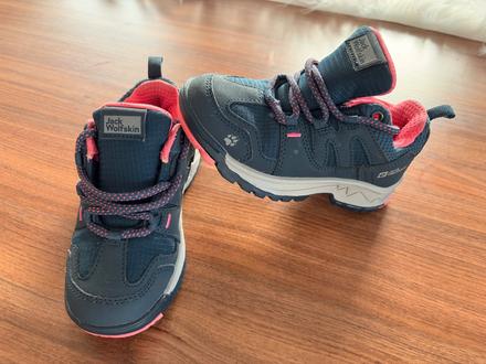 Prechodne topánky top stav., jack wolfskin,29