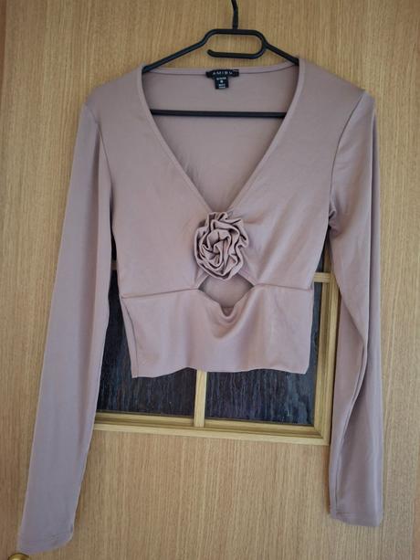 Elegantný top, amisu,m