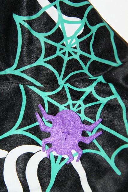 Farebná kostra s nášivkami veľ. 1 - 2 r. a, 