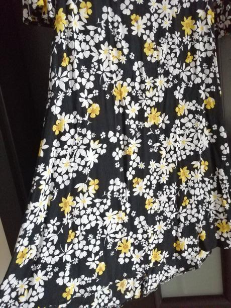 Kvetované šaty, f&f,s