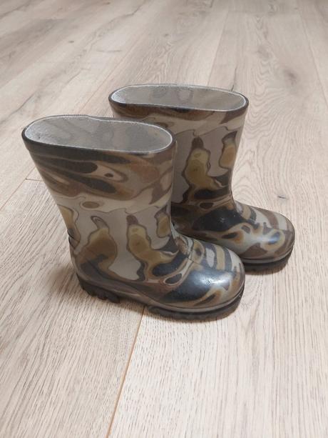 Gumaky demar, demar,20