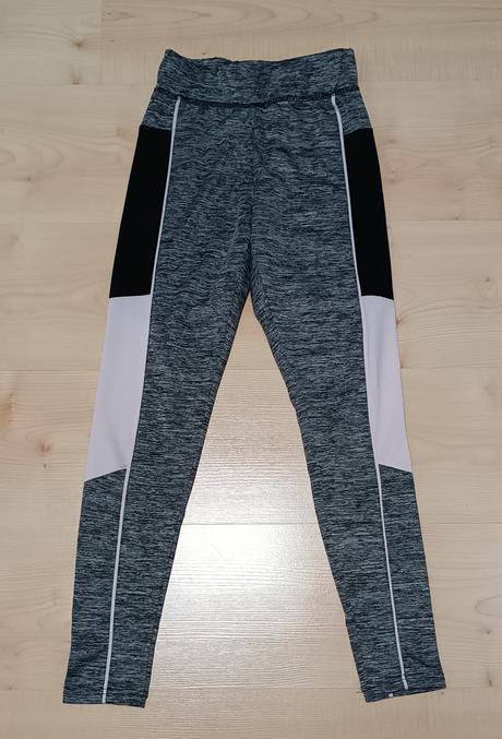 Športové legíny, 146