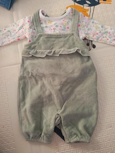 Dievčenské komplety, 56