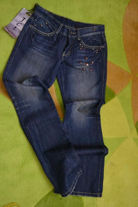 Nenosené vybíjané, 28