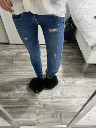 Devergo džínsy, 26