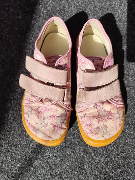 Platené tenisky, froddo,33