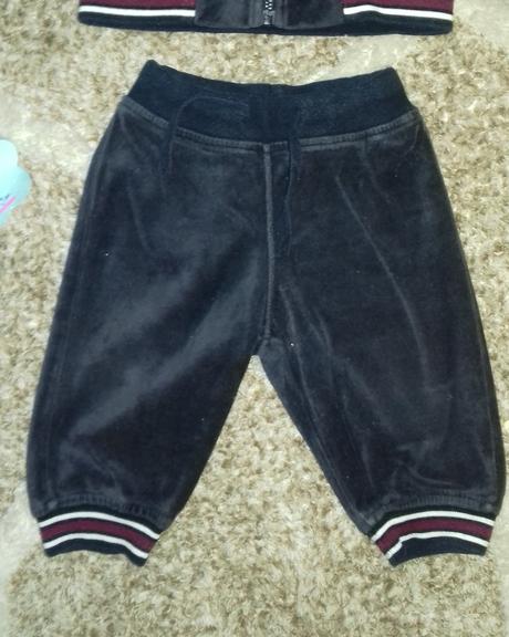 74 teply zamatovy kostym, 74