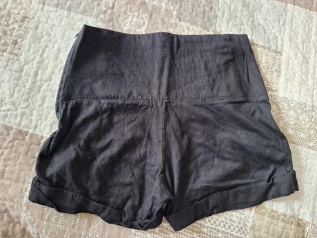 Kraťasy s vysokým pásom, bershka,s