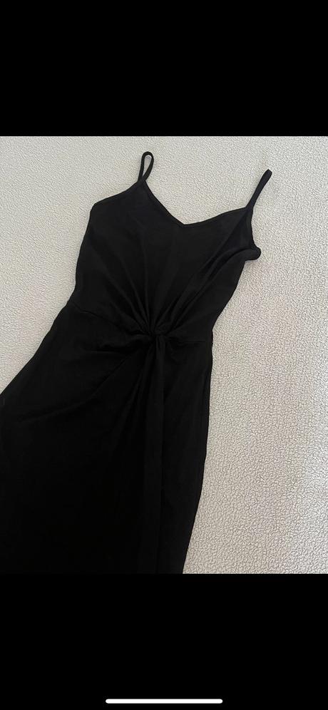 Čierne elegantné šaty značkové edited s uzlom na b, xs