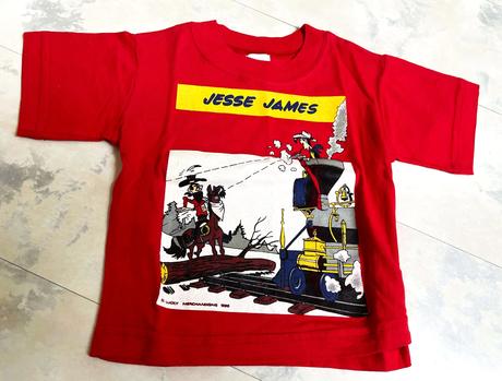 Kvalitné tričko, 98