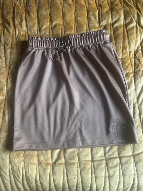 Guess sukna, guess,xs