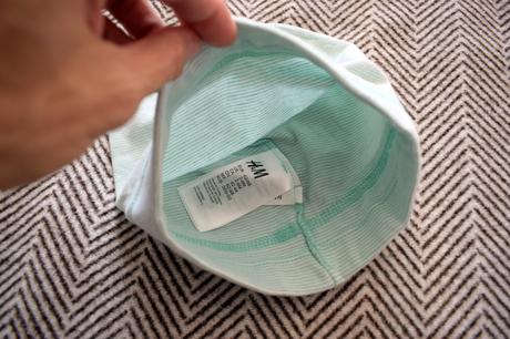 Zeleno-biela čiapka 62-68, h&m,68