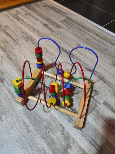 Ikea drevená hračka,
