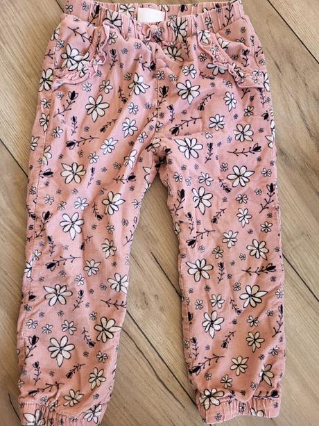 Podšité menčestrové nohavice, 98