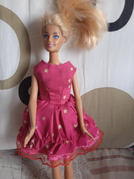 Šaty pre barbie babiku,