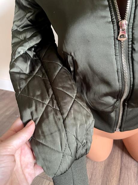 Khaki zelená saténová bombera, xs, h&m,xs