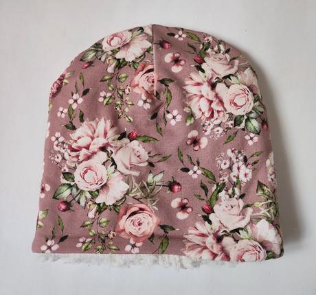 Teplá handmade čiapočka, 104