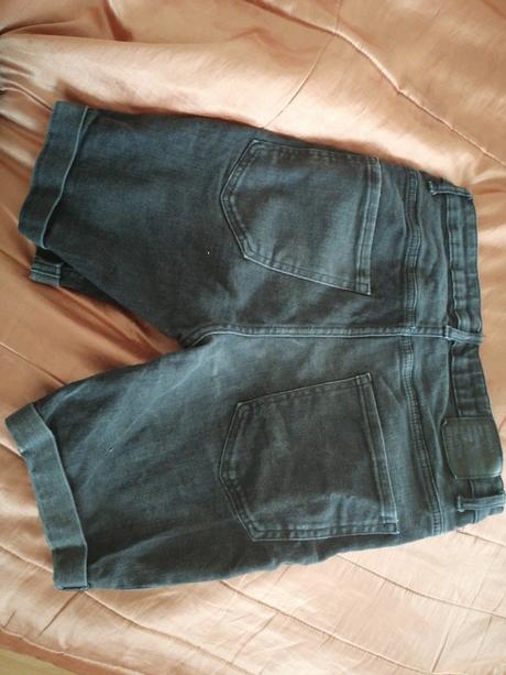 Krátke denimové nohavice, bershka,38