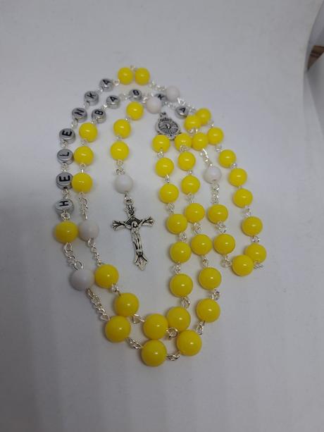 Ruženec s menom a dátumom e182, 