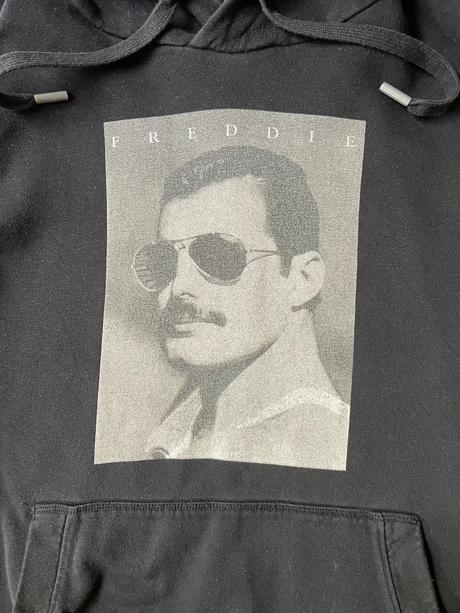 Reserved queen freddie mercury potlač, reserved,m