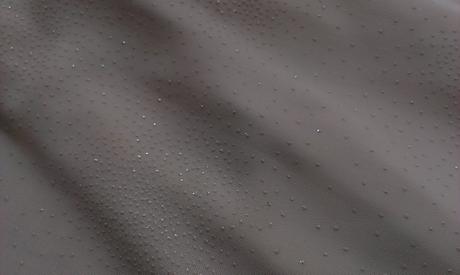 Šaty na ramienka, 42