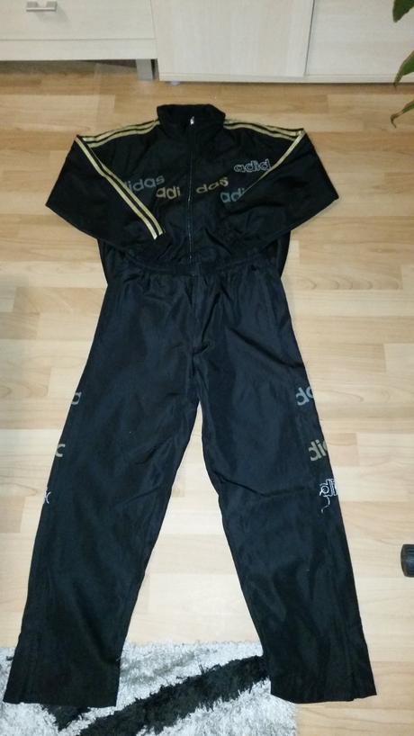 Sustakova suprava adidas, 176