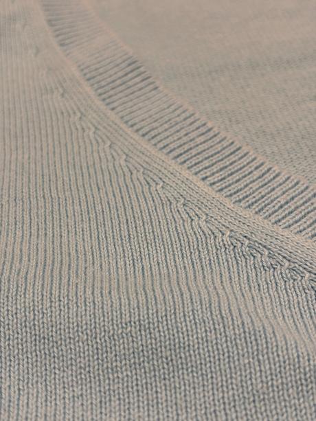 Sveter svetlo tyrkysovomodrý, l