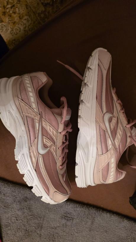 Botasky nike42, nike,42