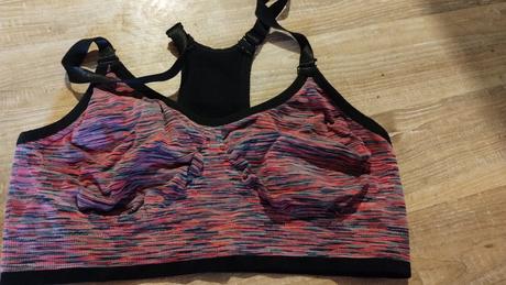 Sportova podprsenka, s