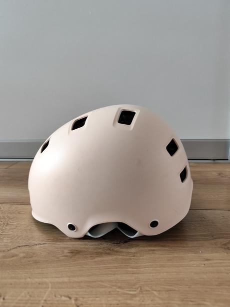 Cyklisticka prilba oxello, s