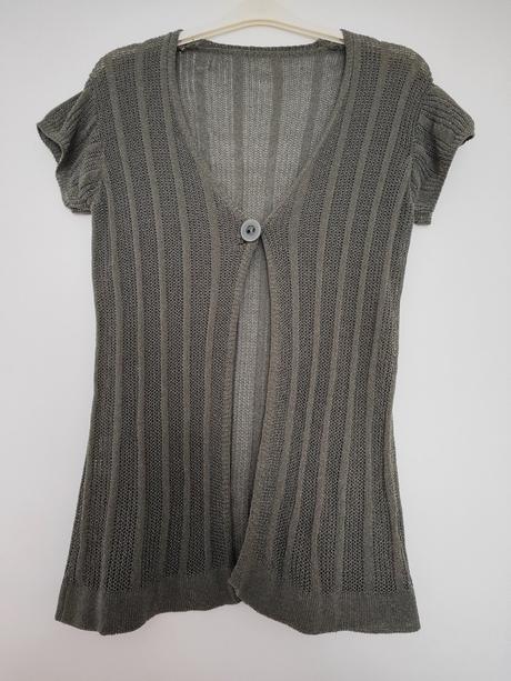 Pletený sveter s krátkym rukávom, m