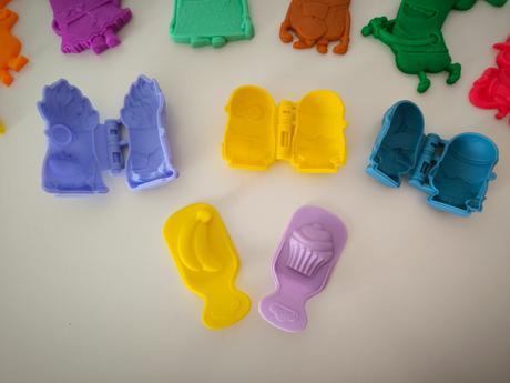 Play doh mimoni,