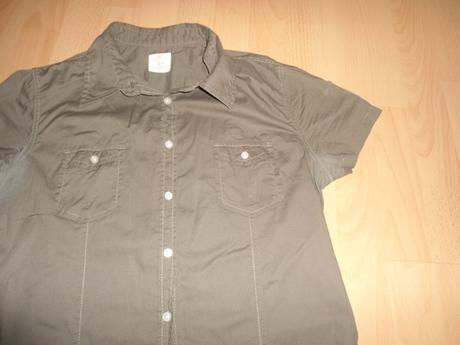 Olivovo-zelena kosela logg, l.o.g.g.,l